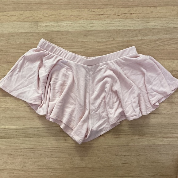 Michelle by Comune tanga Shorts - Picture 2 of 3